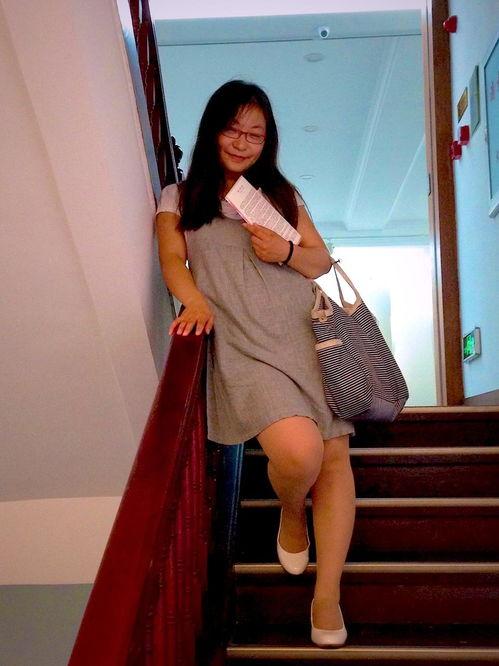 大学女友的丝袜脚,大学女友的性感诱惑