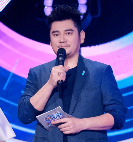 吃瓜娱乐主持人有哪些,揭秘吃瓜娱乐主持人的魅力与影响力